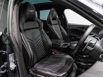 Used Aston Martin DBX 2023 for sale - 76284040: Photo 2