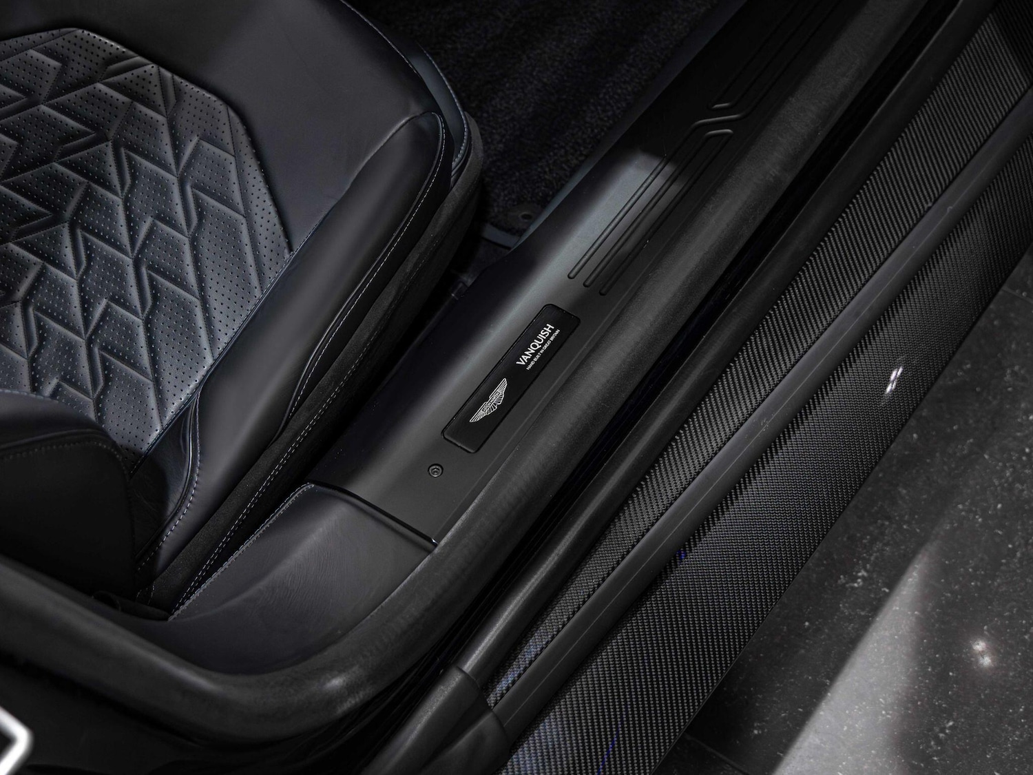 Used Aston Martin Vanquish for sale - 76997195: Photo 22