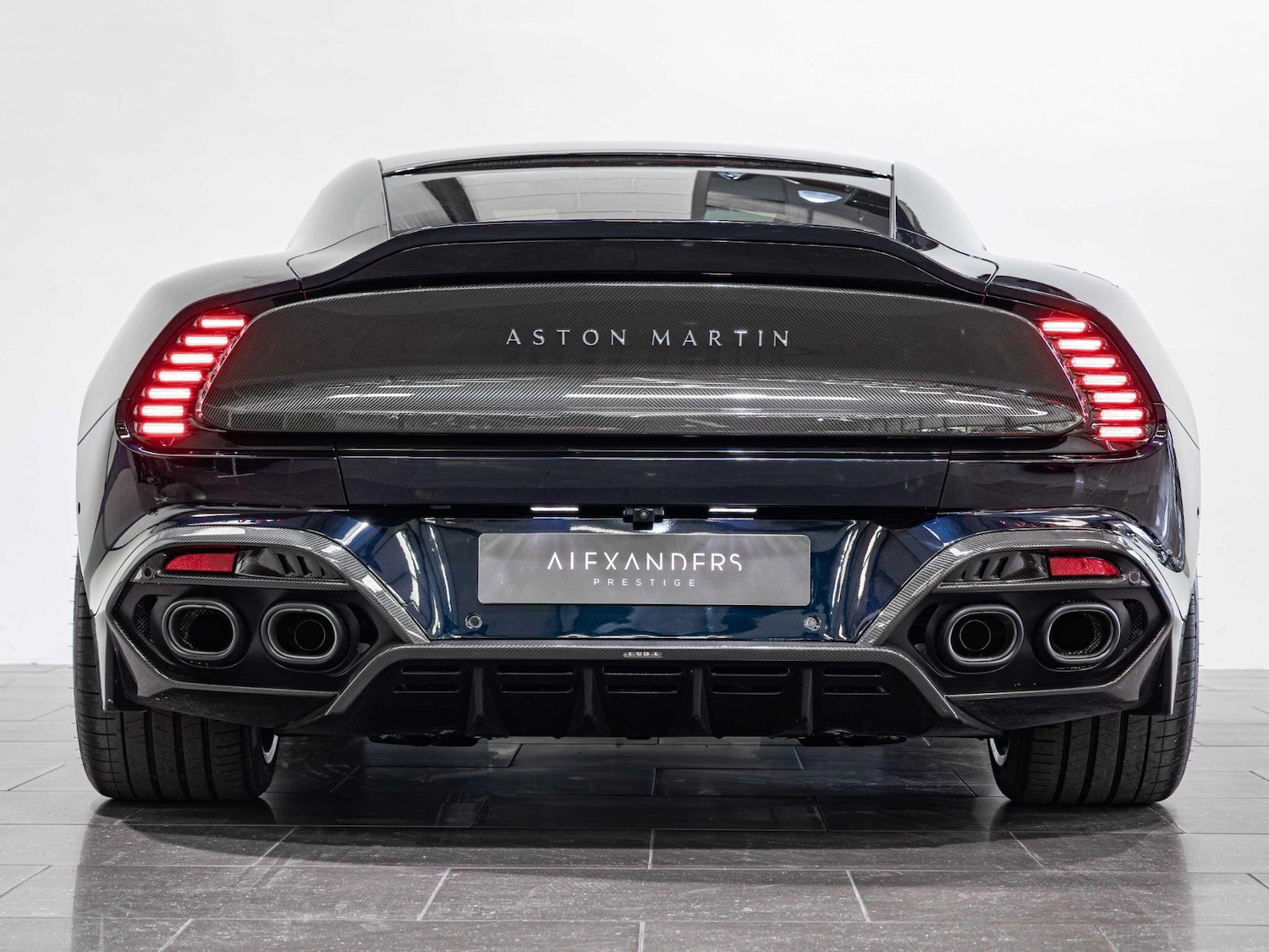 Used Aston Martin Vanquish for sale - 76997195: Photo 35