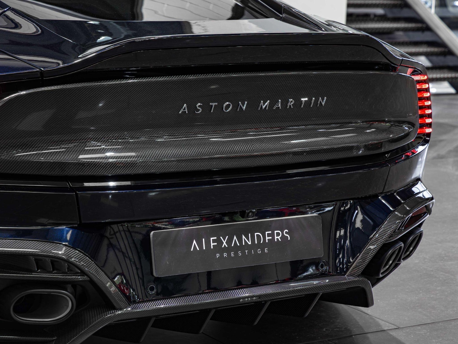 Used Aston Martin Vanquish for sale - 76997195: Photo 36