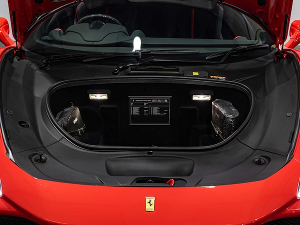 Used Ferrari F8 Tributo for sale - 76158806: Photo 10