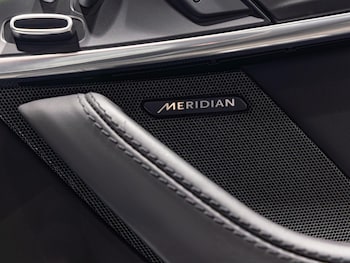 Used Jaguar F-Type 2019 for sale - 77156070: Photo