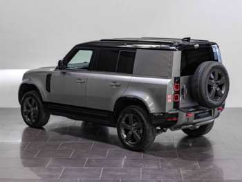 Used Land Rover Defender 110 2023 for sale - 74958119: Photo