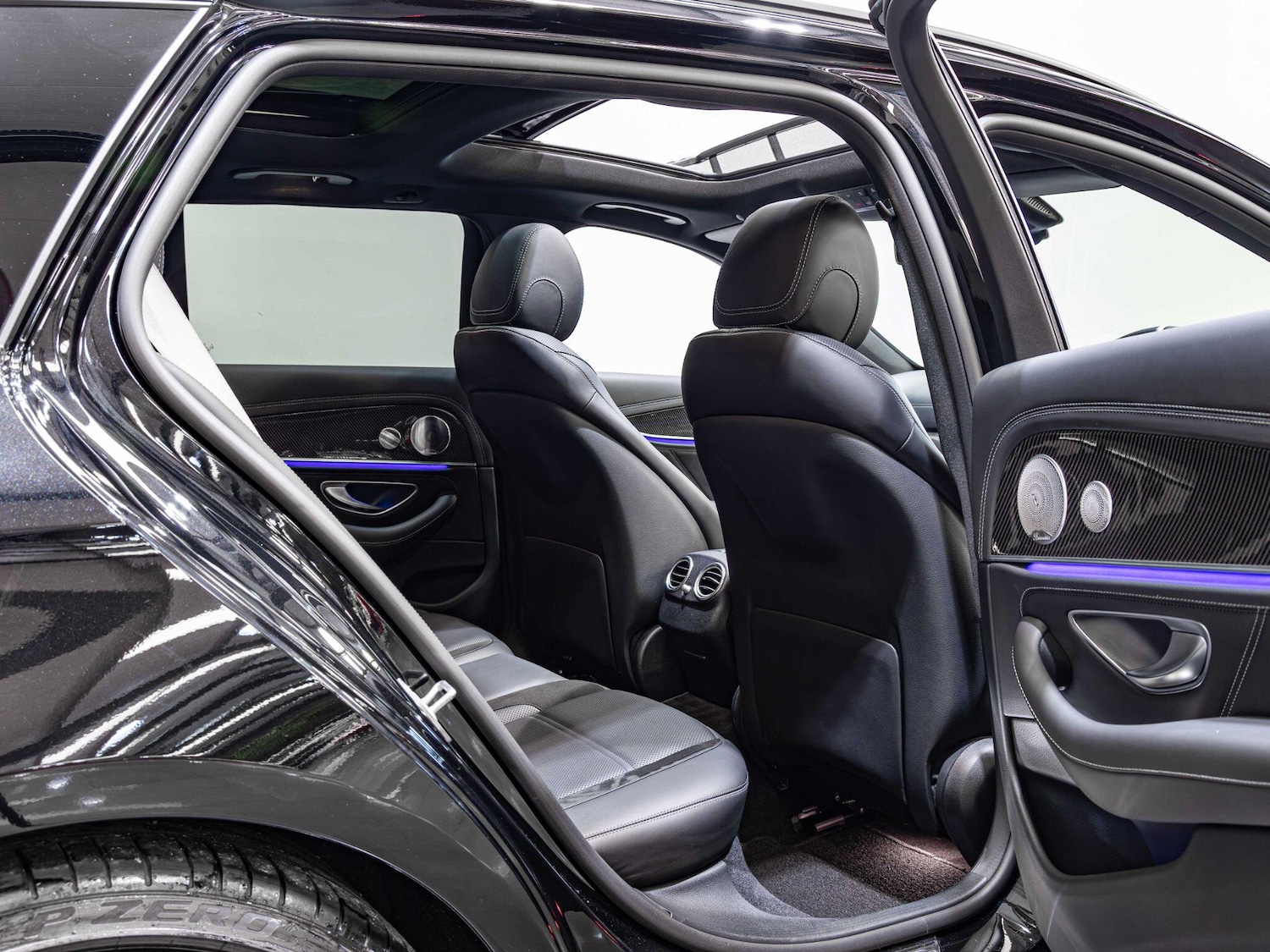 Used Mercedes-Benz E Class 2020 for sale - 76989135: Photo 19