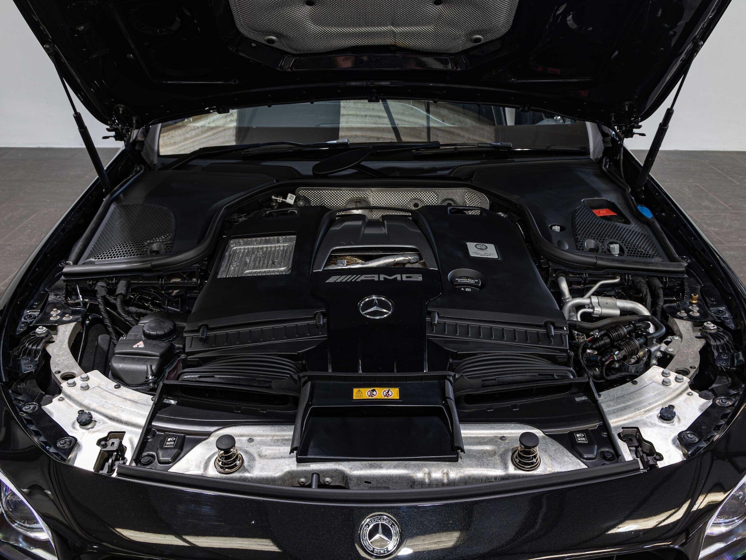 Used Mercedes-Benz E Class 2020 for sale - 76989135: Photo 28