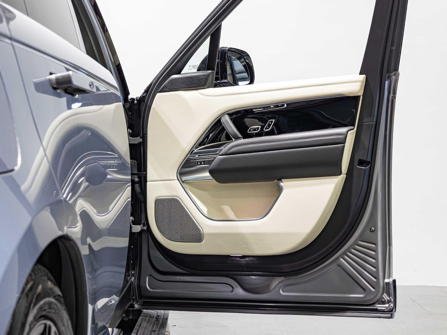 Used Land Rover Range Rover 2024 for sale - 76728410: Photo 22