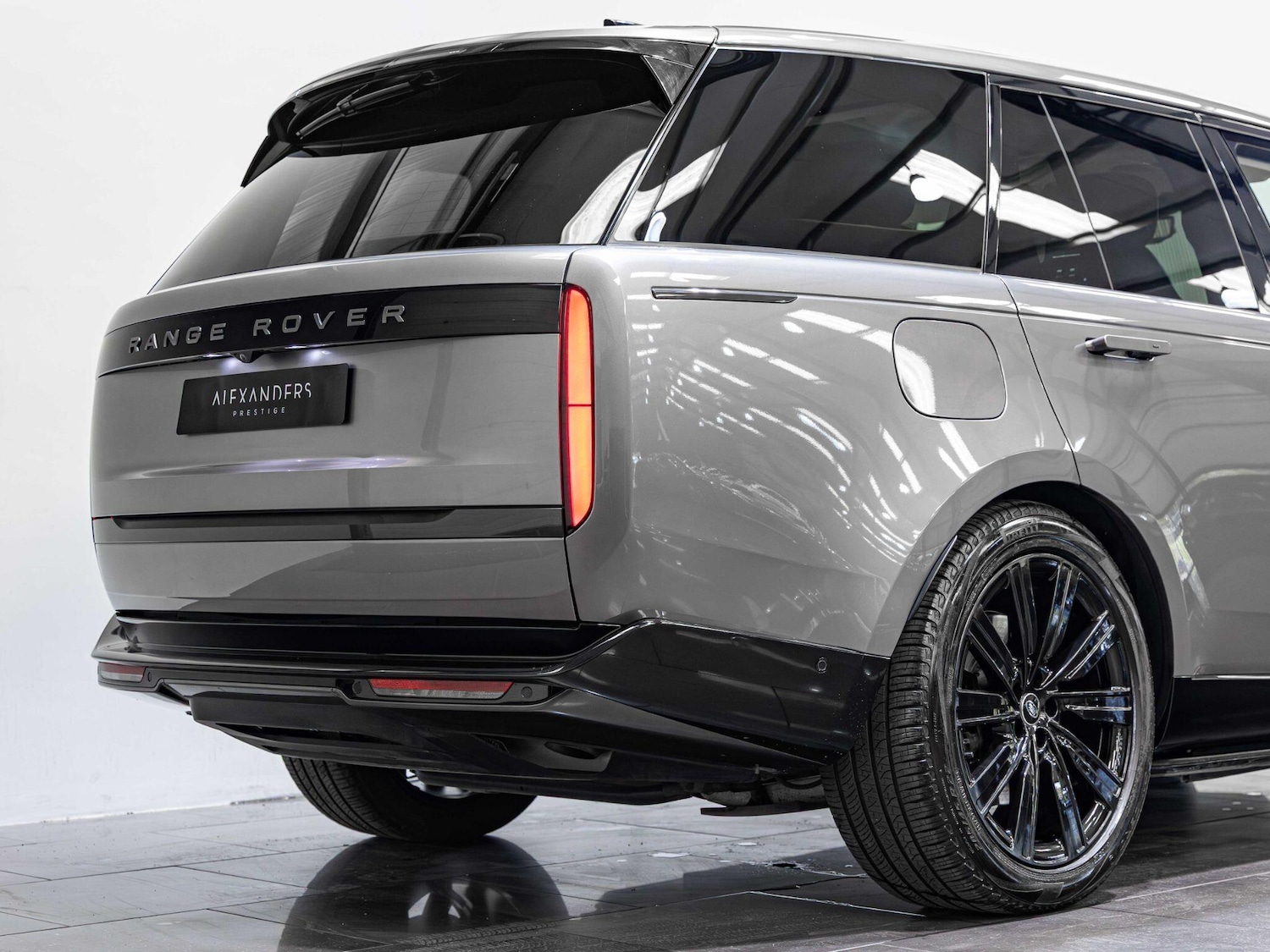 Used Land Rover Range Rover 2024 for sale - 76728410: Photo 27