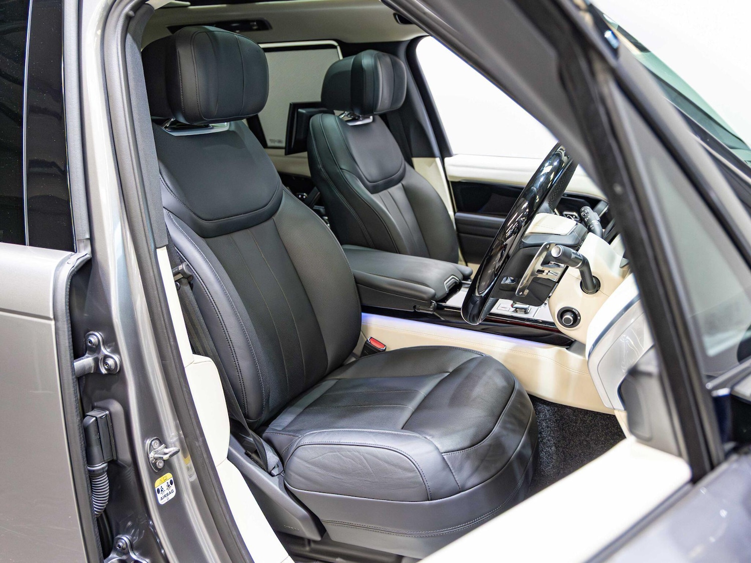 Used Land Rover Range Rover 2024 for sale - 76728410: Photo 8