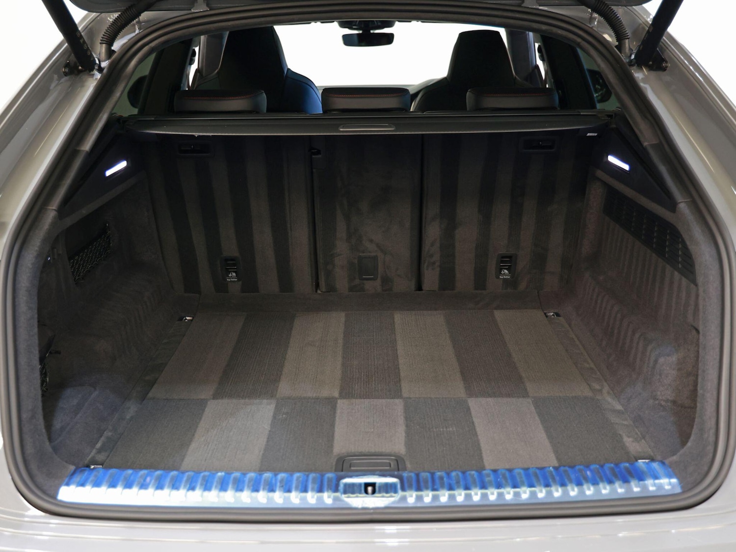 Used Audi RS Q8 for sale - 76476468: Photo 32