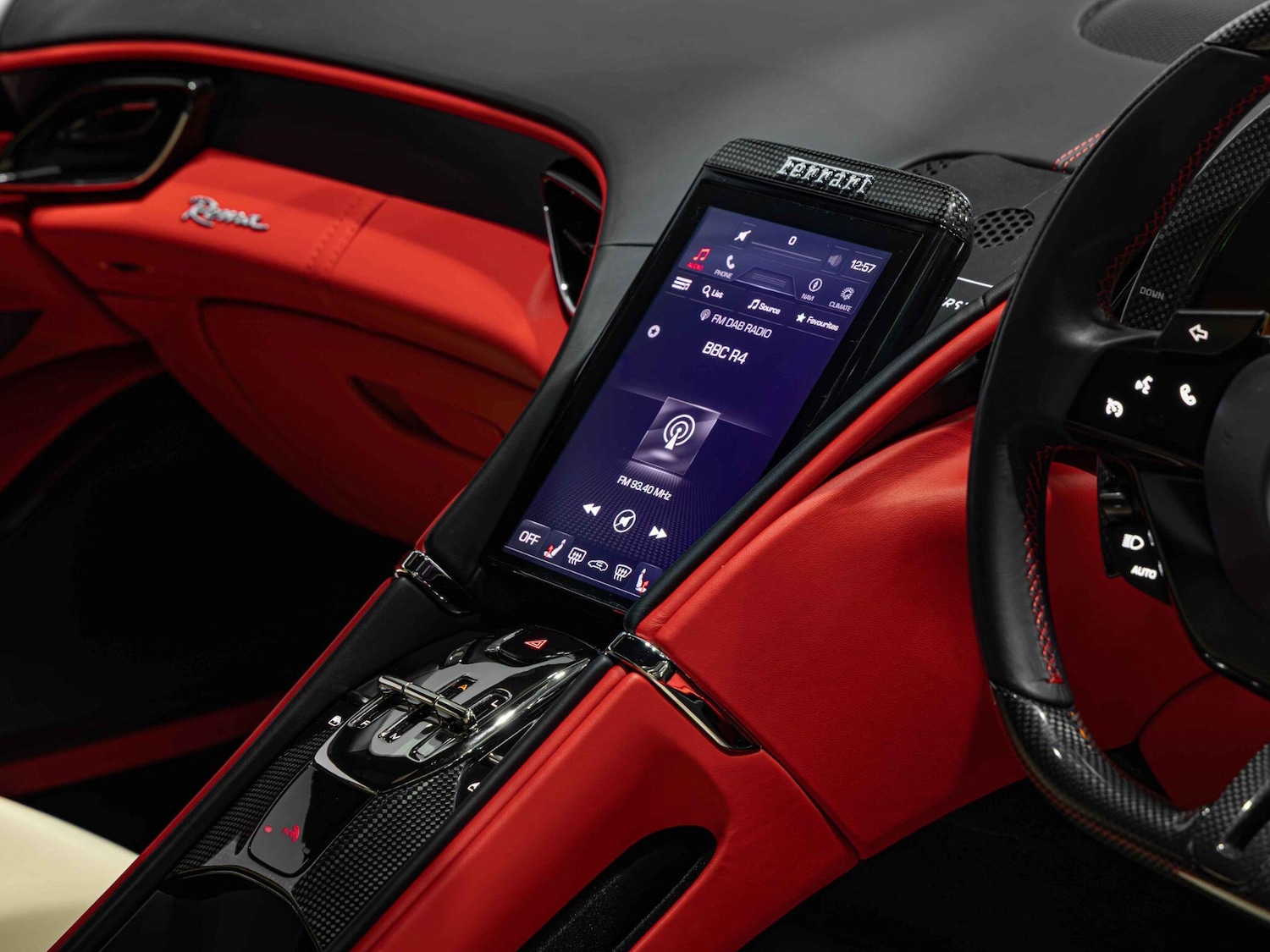 Used Ferrari Roma 2023 for sale - 77040842: Photo 14