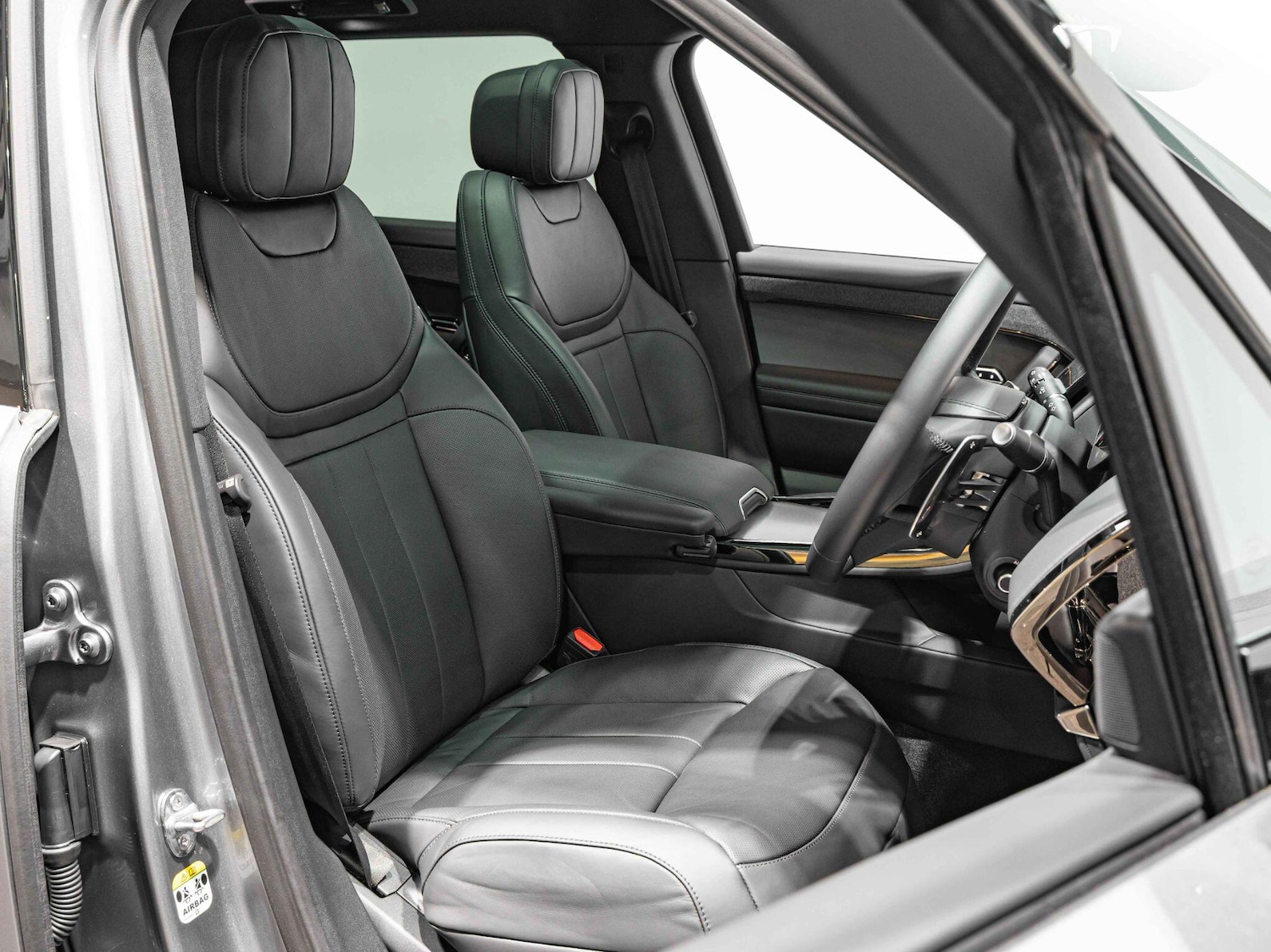 Used Land Rover Range Rover Sport 2025 for sale - 77538509: Photo 2