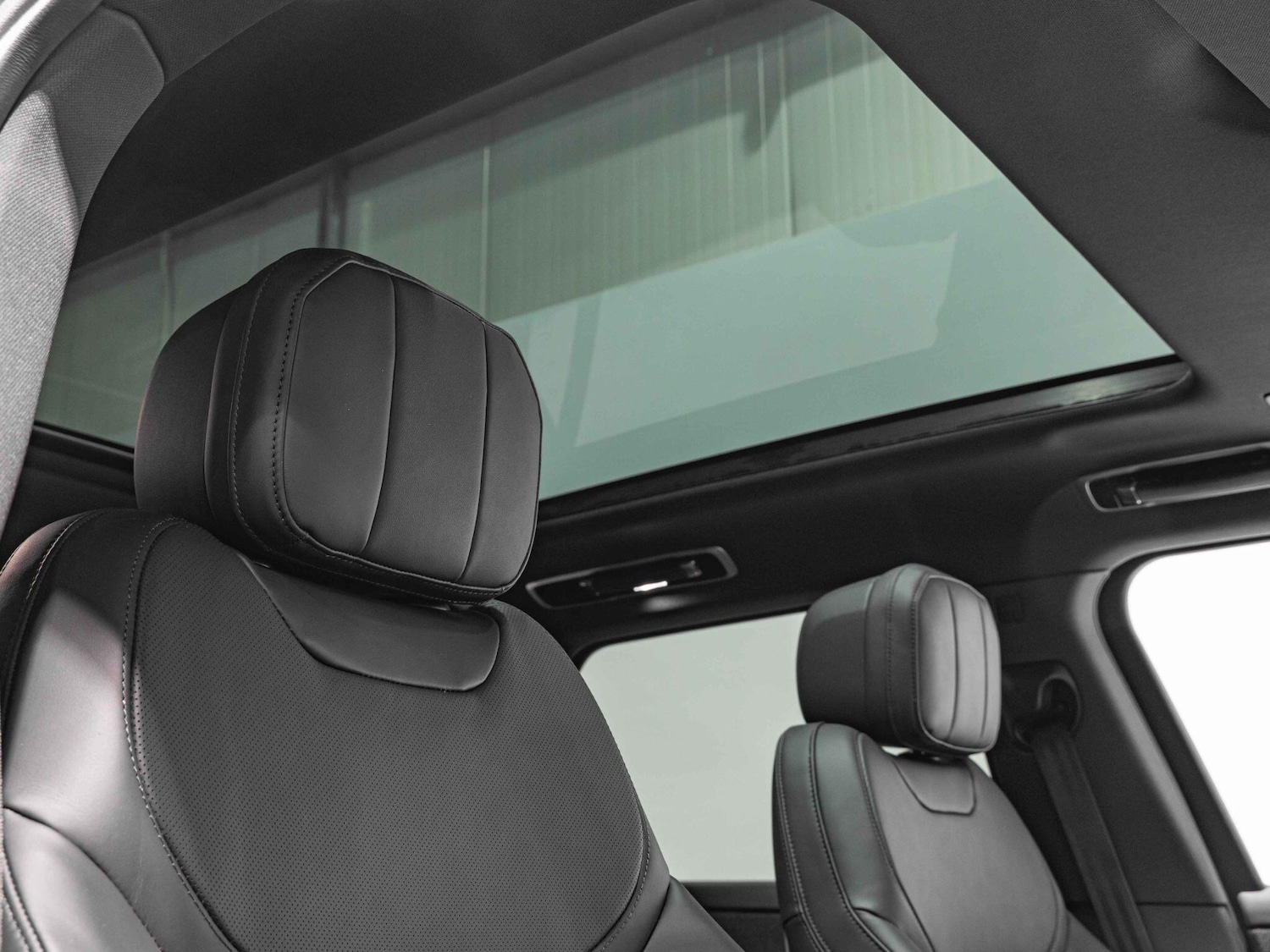 Used Land Rover Range Rover Sport 2025 for sale - 77538509: Photo 3