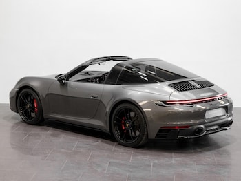 Used Porsche 911 2023 for sale - 79093438: Photo