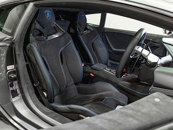 Used Lamborghini Huracan 2024 for sale - 78504199: Photo