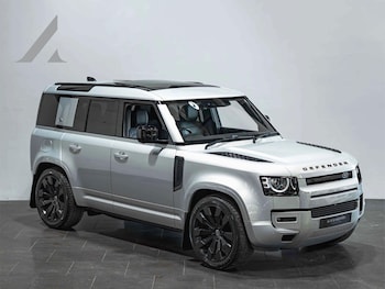 Used Land Rover Defender 110 2022 for sale - 78999881: Photo