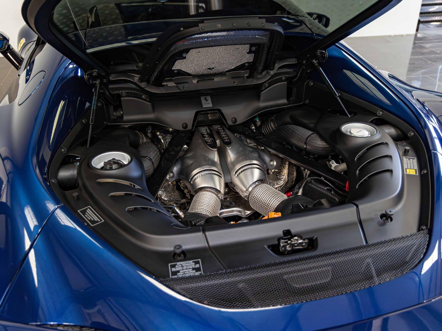 Used Ferrari 296 GTB 2025 for sale - 77156125: Photo 18