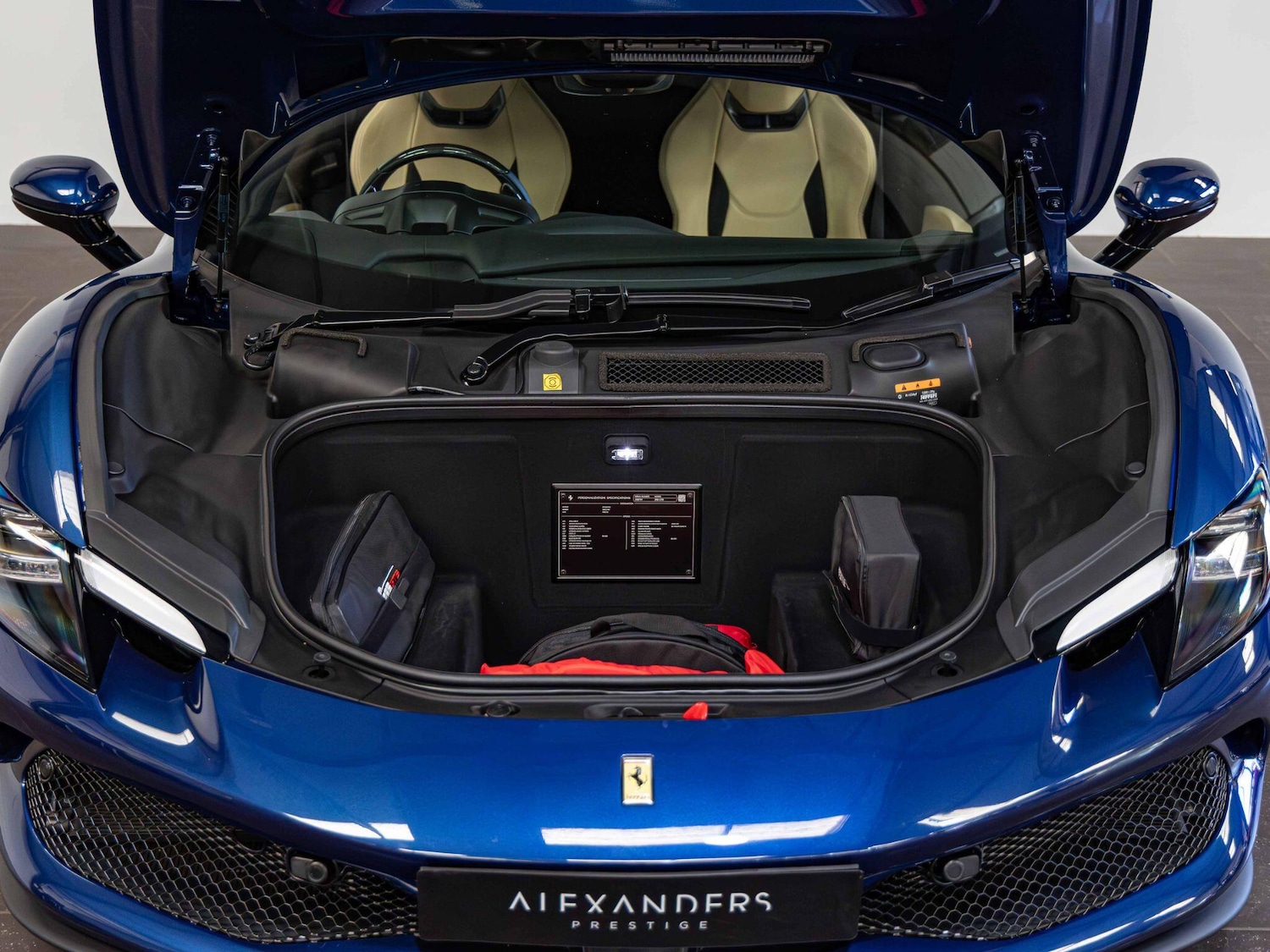 Used Ferrari 296 GTB 2025 for sale - 77156125: Photo 31