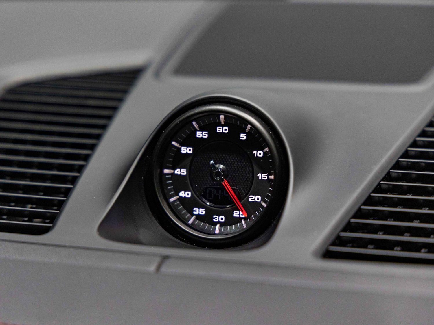 Used Porsche Cayenne 2023 for sale - 76370438: Photo 13