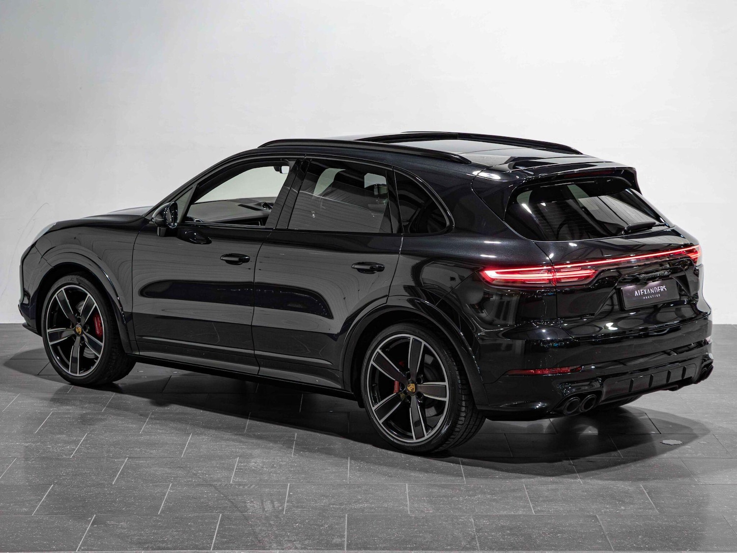 Used Porsche Cayenne 2023 for sale - 76370438: Photo 5