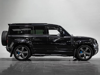 Used Land Rover Defender 110 2022 for sale - 77216034: Photo