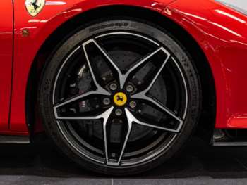 Used Ferrari 488 Pista 2019 for sale - 75051649: Photo
