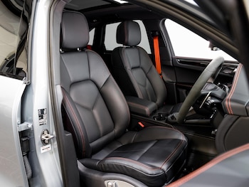 Used Porsche Macan 2025 for sale - 79107547: Photo