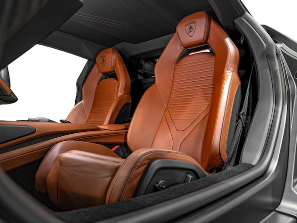 Used Lamborghini Revuelto 2024 for sale - 75719545: Photo 10