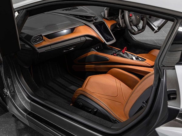 Used Lamborghini Revuelto 2024 for sale - 75719545: Photo 17