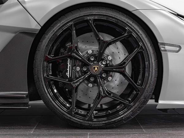 Used Lamborghini Revuelto 2024 for sale - 75719545: Photo 5