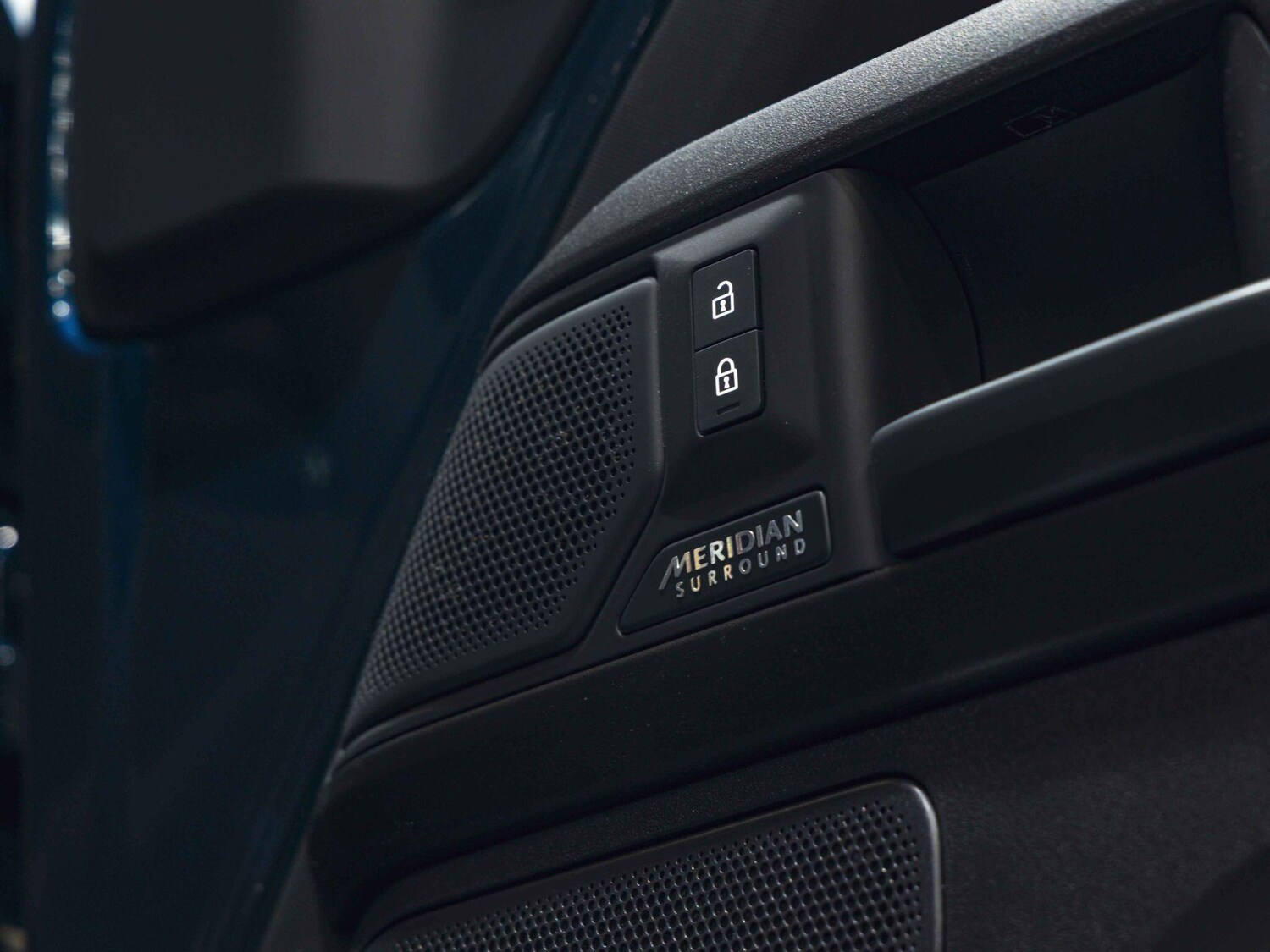 Used Land Rover Defender 110 for sale - 77657652: Photo 25