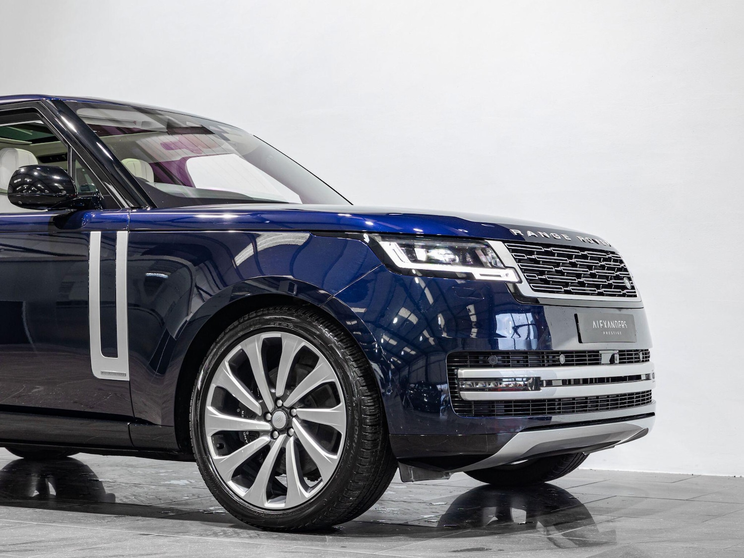 Used Land Rover Range Rover 2023 for sale - 76714579: Photo 18