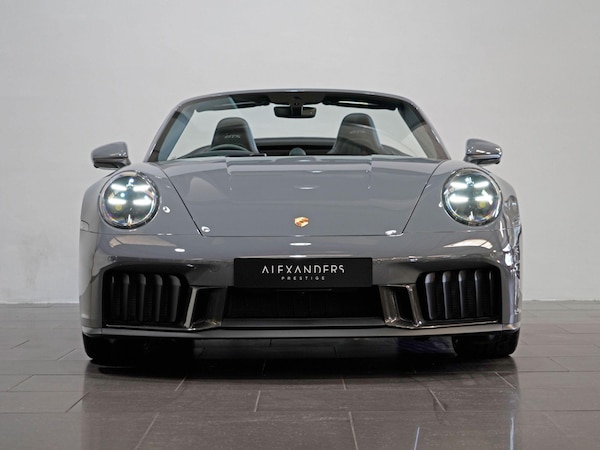 Used Porsche 911 2025 for sale - 74243214: Photo 18