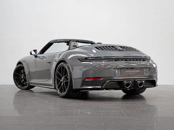 Used Porsche 911 2025 for sale - 74243214: Photo 21