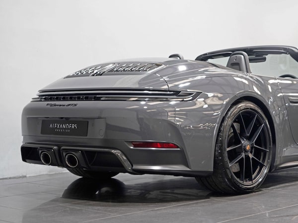 Used Porsche 911 2025 for sale - 74243214: Photo 26