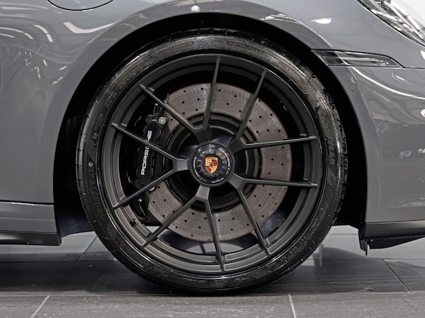 Used Porsche 911 2025 for sale - 74243214: Photo 4