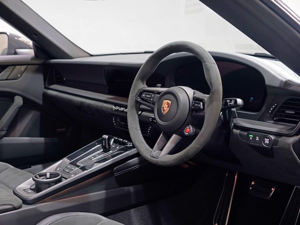 Used Porsche 911 2025 for sale - 74243214: Photo 9
