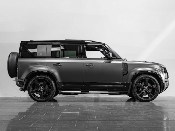 Used Land Rover Defender 110 2023 for sale - 76012242: Photo 5