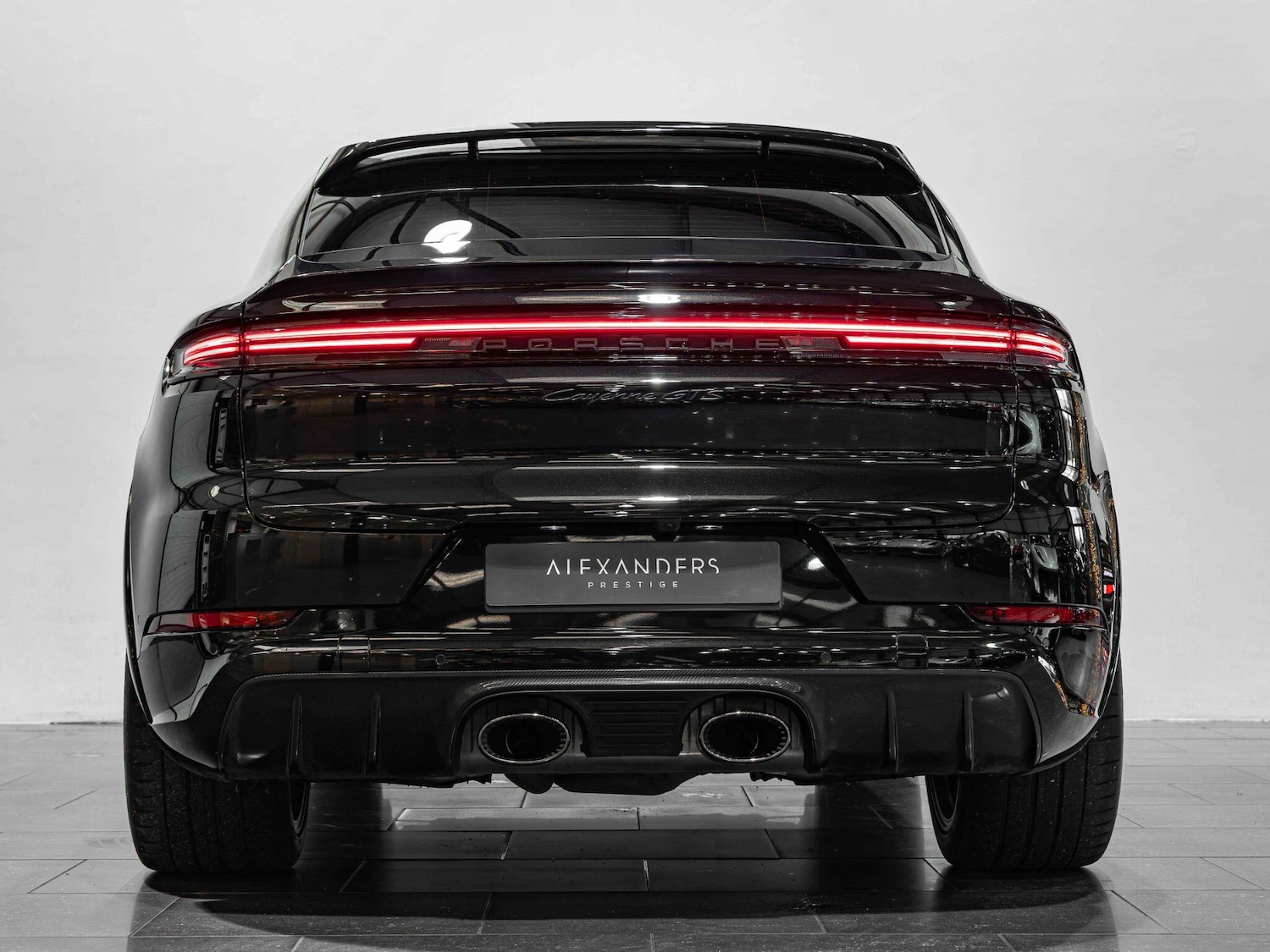 Used Porsche Cayenne 2025 for sale - 76839705: Photo 11