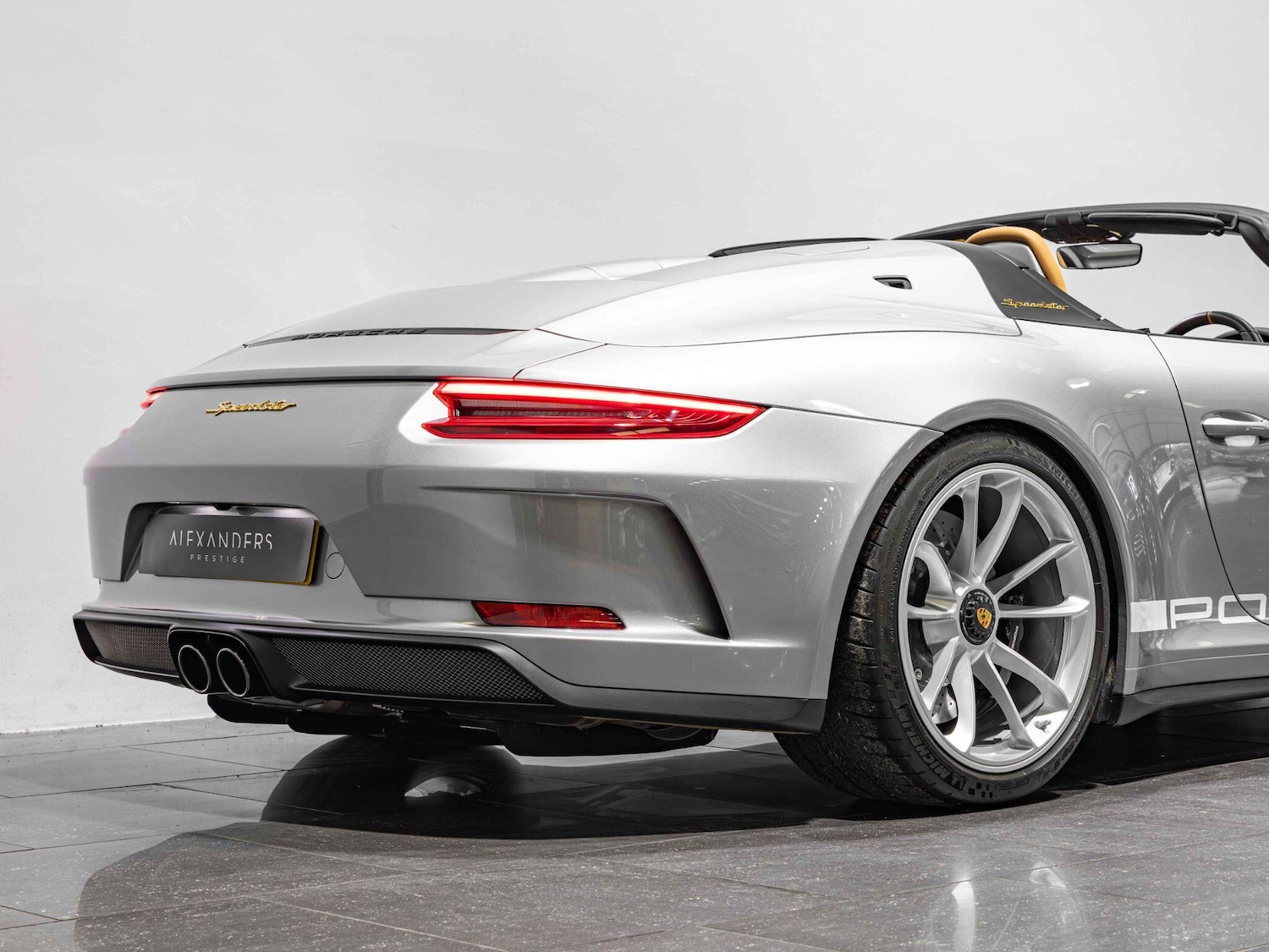 Used Porsche 911 for sale - 76865393: Photo 14