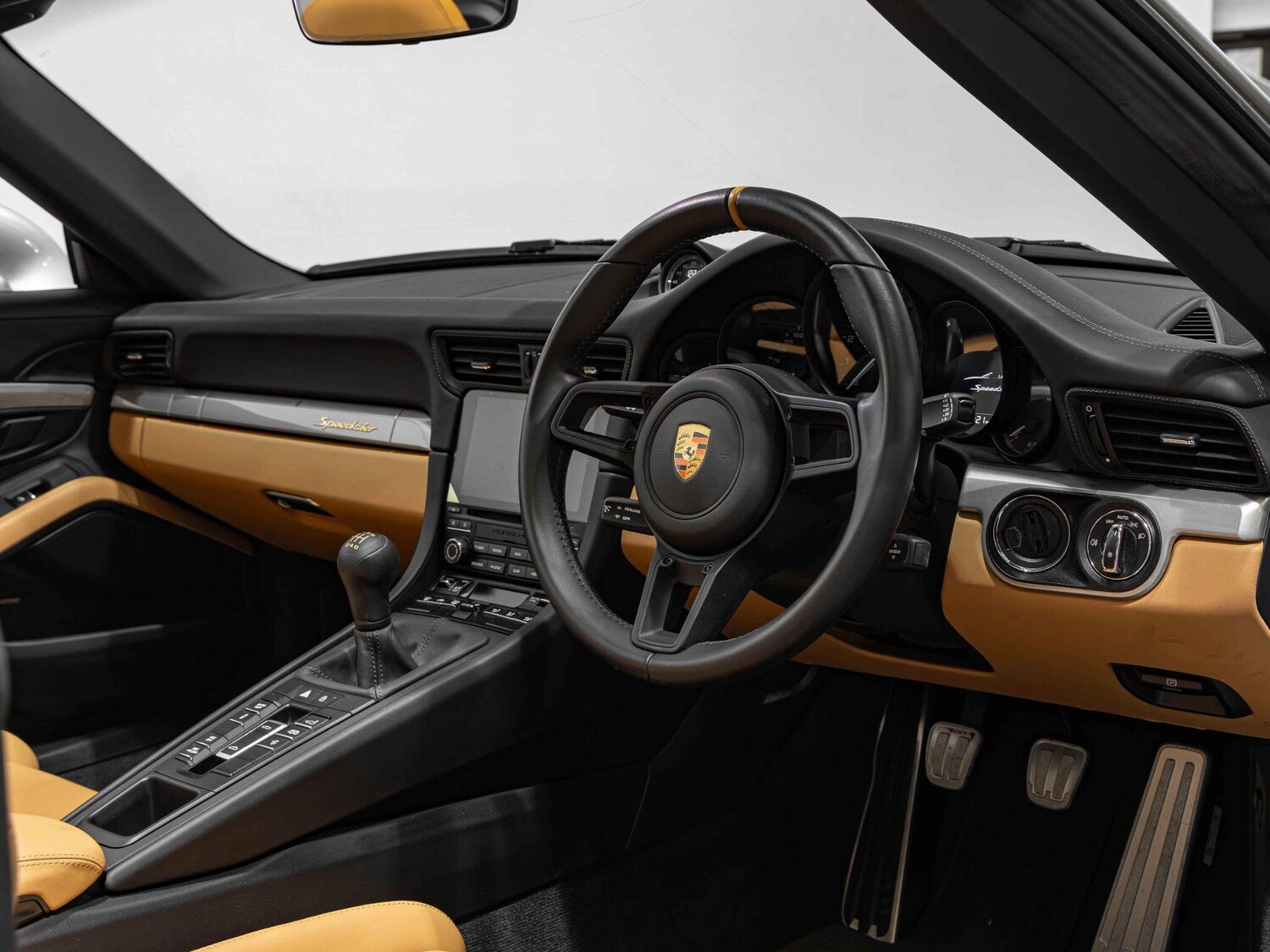 Used Porsche 911 for sale - 76865393: Photo 4