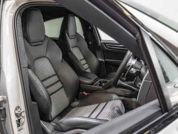 Used Porsche Cayenne 2022 for sale - 75551841: Photo