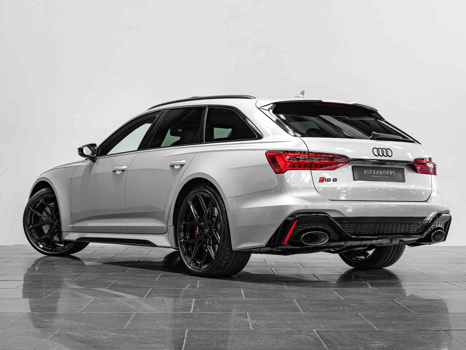 Used Audi RS6 Avant 2022 for sale - 76360847: Photo 30