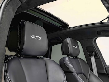 Used Porsche Macan 2023 for sale - 78573089: Photo