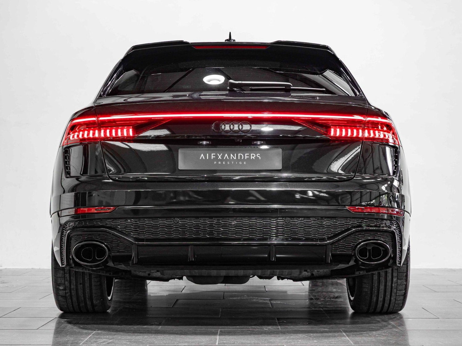 Used Audi RS Q8 2023 for sale - 76360141: Photo 11