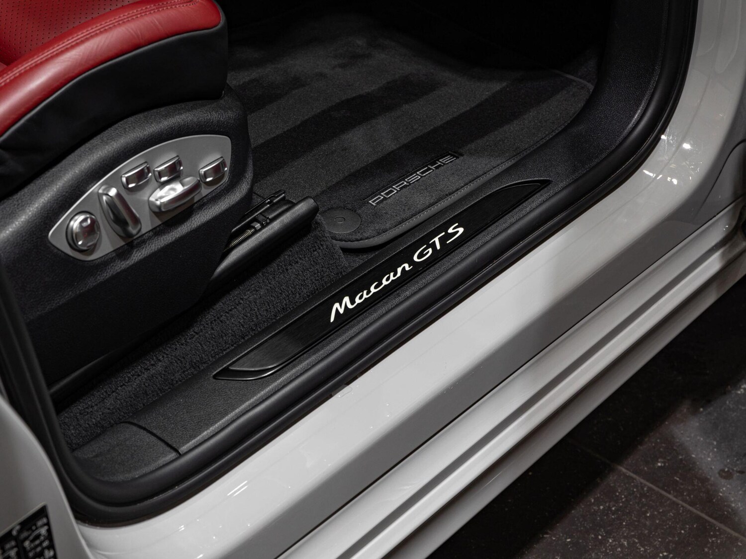 Used Porsche Macan for sale - 76562309: Photo 22