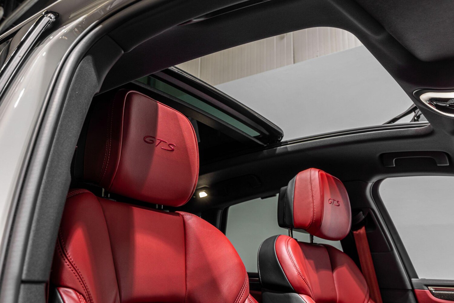 Used Porsche Macan for sale - 76562309: Photo 4