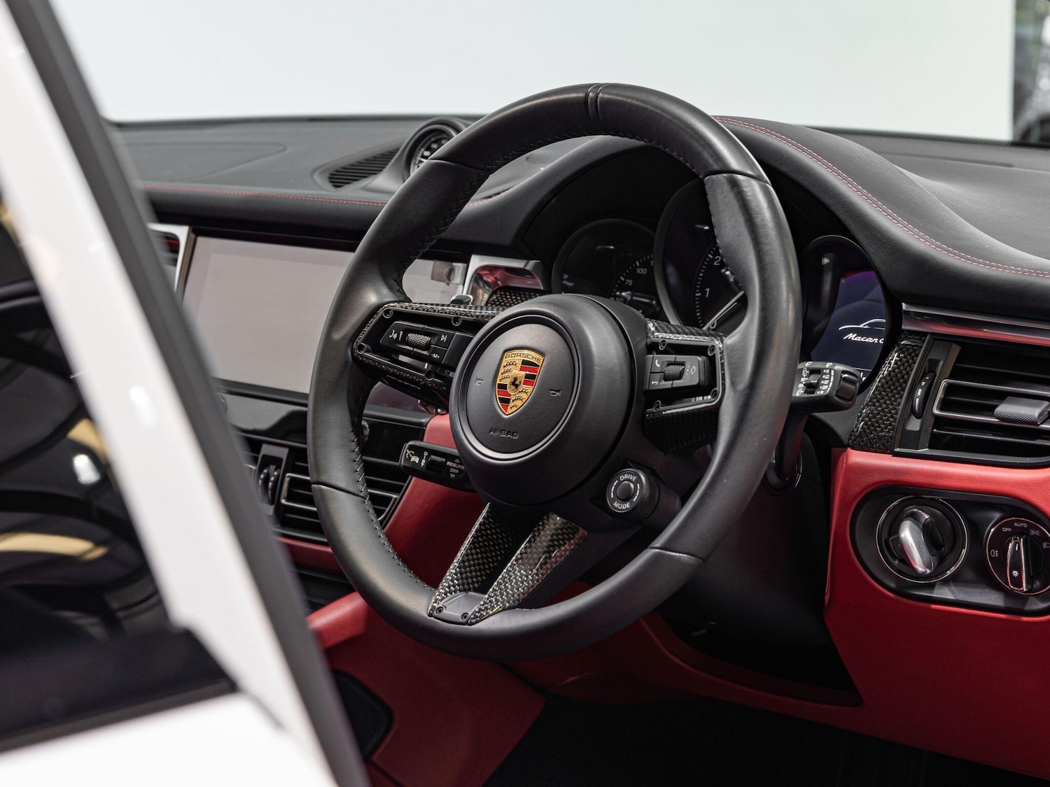 Used Porsche Macan for sale - 76562309: Photo 9