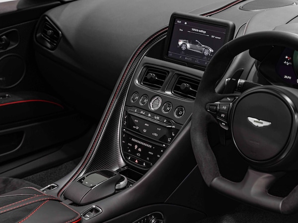 Used Aston Martin DBS 2022 for sale - 75280164: Photo 10
