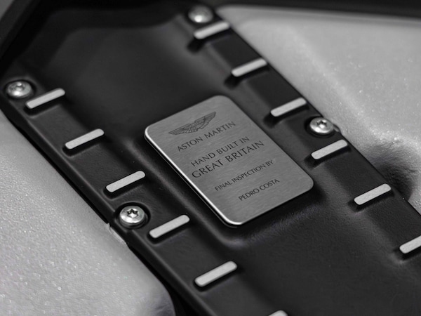 Used Aston Martin DBS 2022 for sale - 75280164: Photo 30