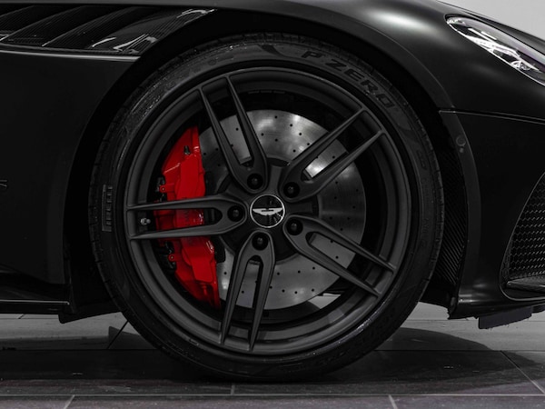 Used Aston Martin DBS 2022 for sale - 75280164: Photo 4